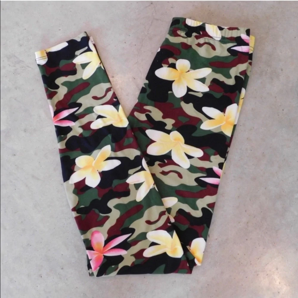 🐣New List🆕Soft CAMO & Floral Leggings, OSFM 0-12 - Picture 4 of 5